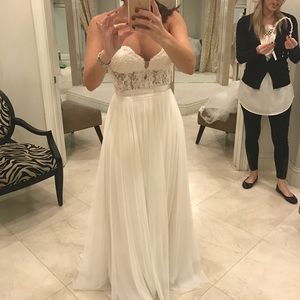 Paloma Blanca Bridal wedding dress